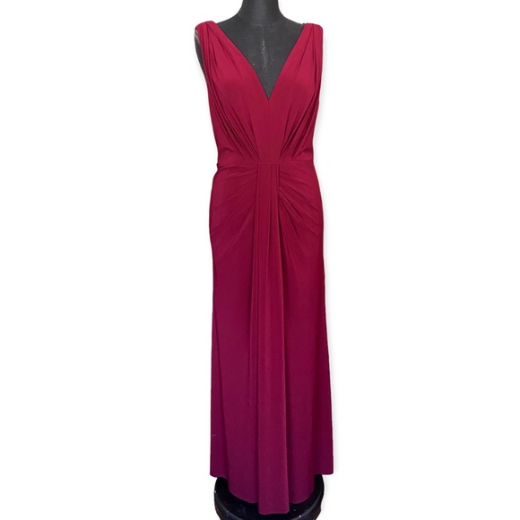 Vera Wang Dresses Vera Wang Dress Formal Floor Length Sleeveless